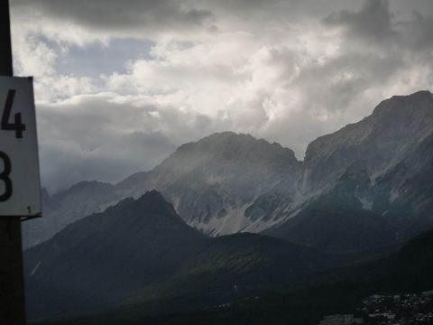 2165293d417e3900416b.JPG